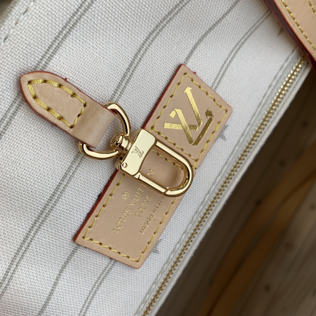 l**is V*t*n small onthego handbag-35*28*15cm