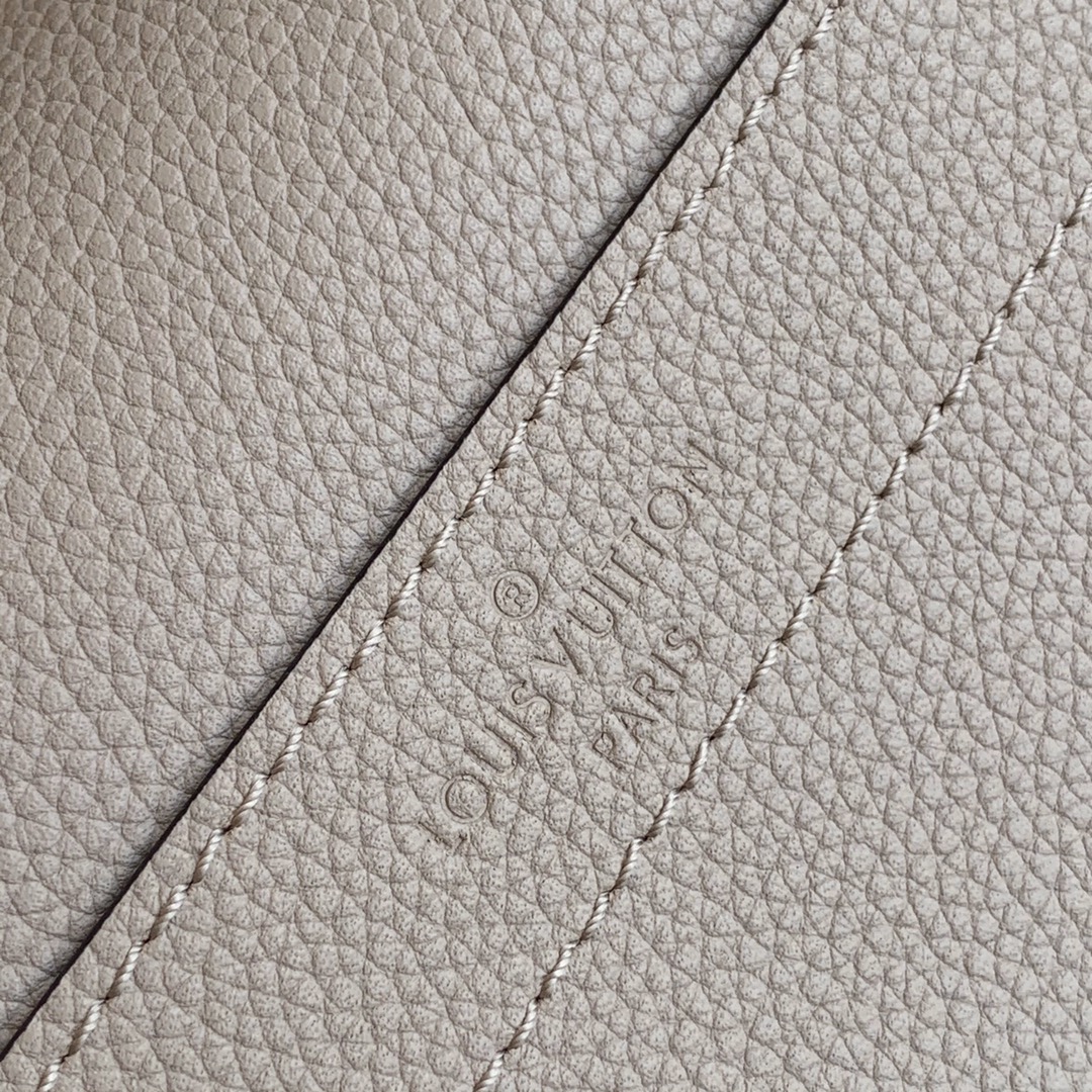 l**is V*t*n lockme handbags pm-m57073-23*17*11cm