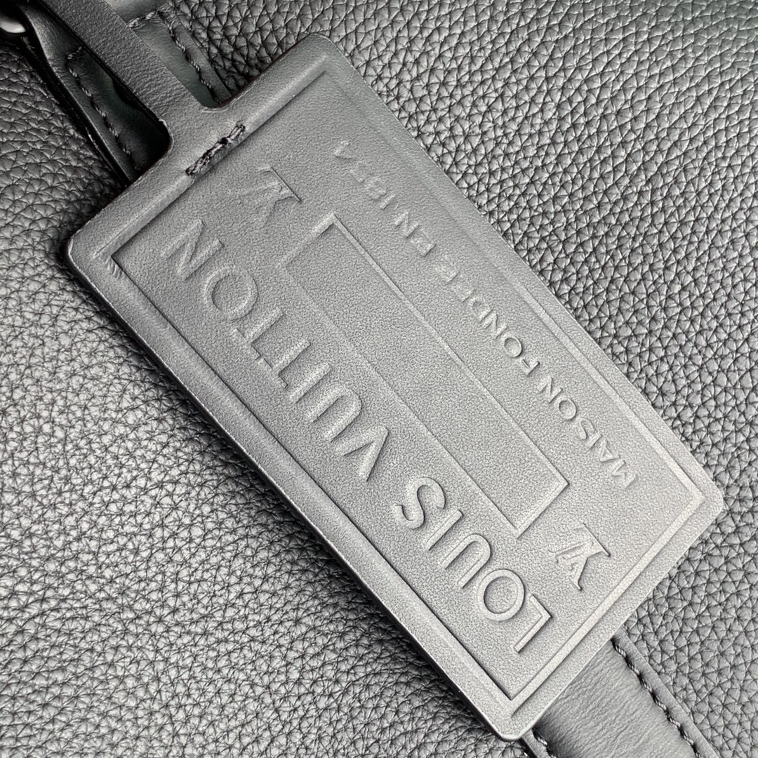 l**is V*t*n keepall bandouliÈre 40 -42*26*20cm