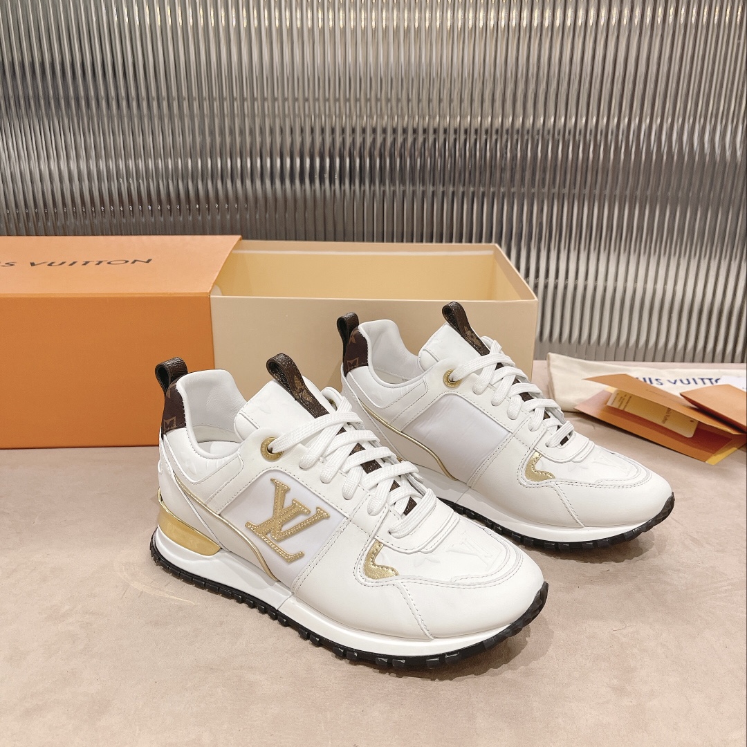 l**is V*t*n sneakers(eu35-eu41)