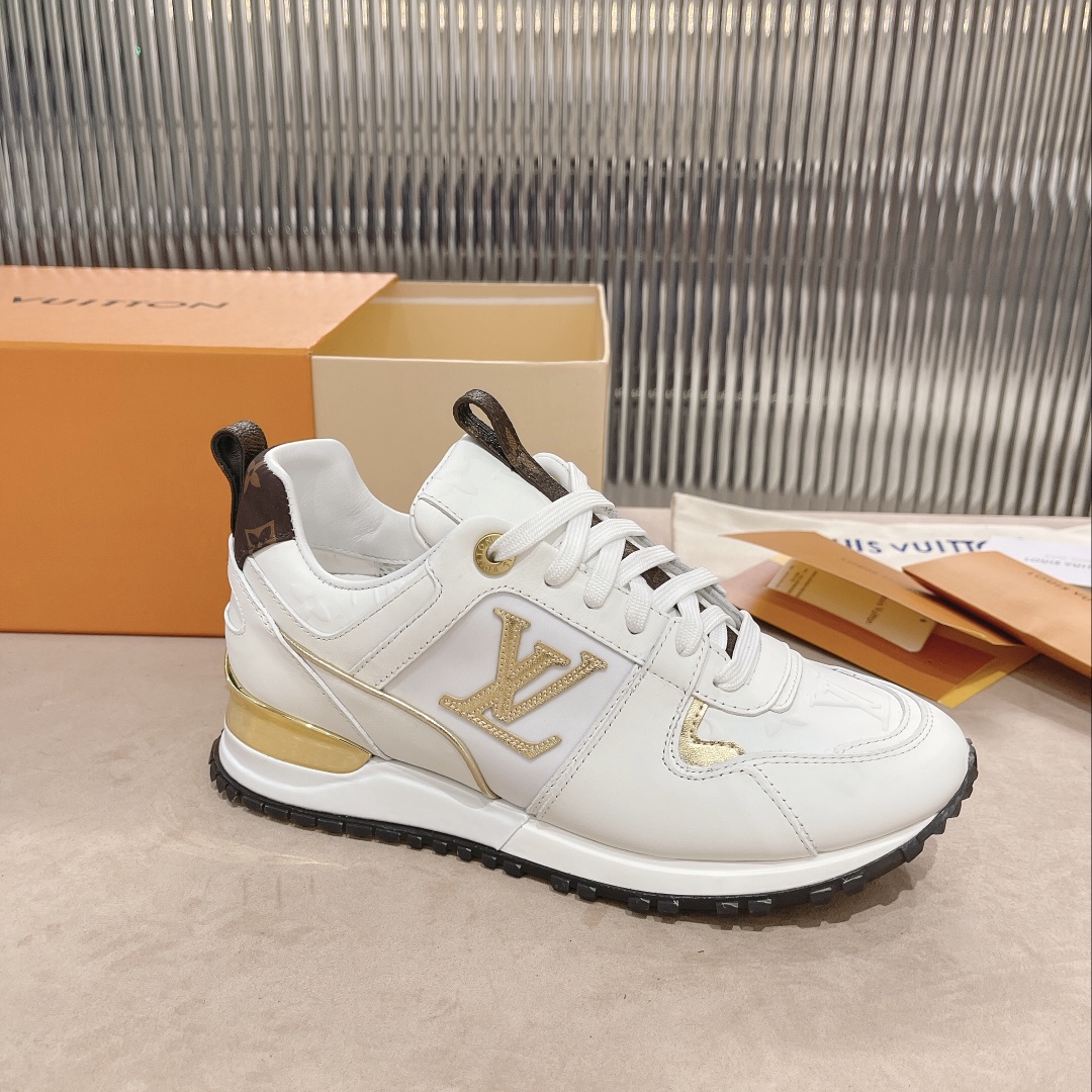 l**is V*t*n sneakers(eu35-eu41)