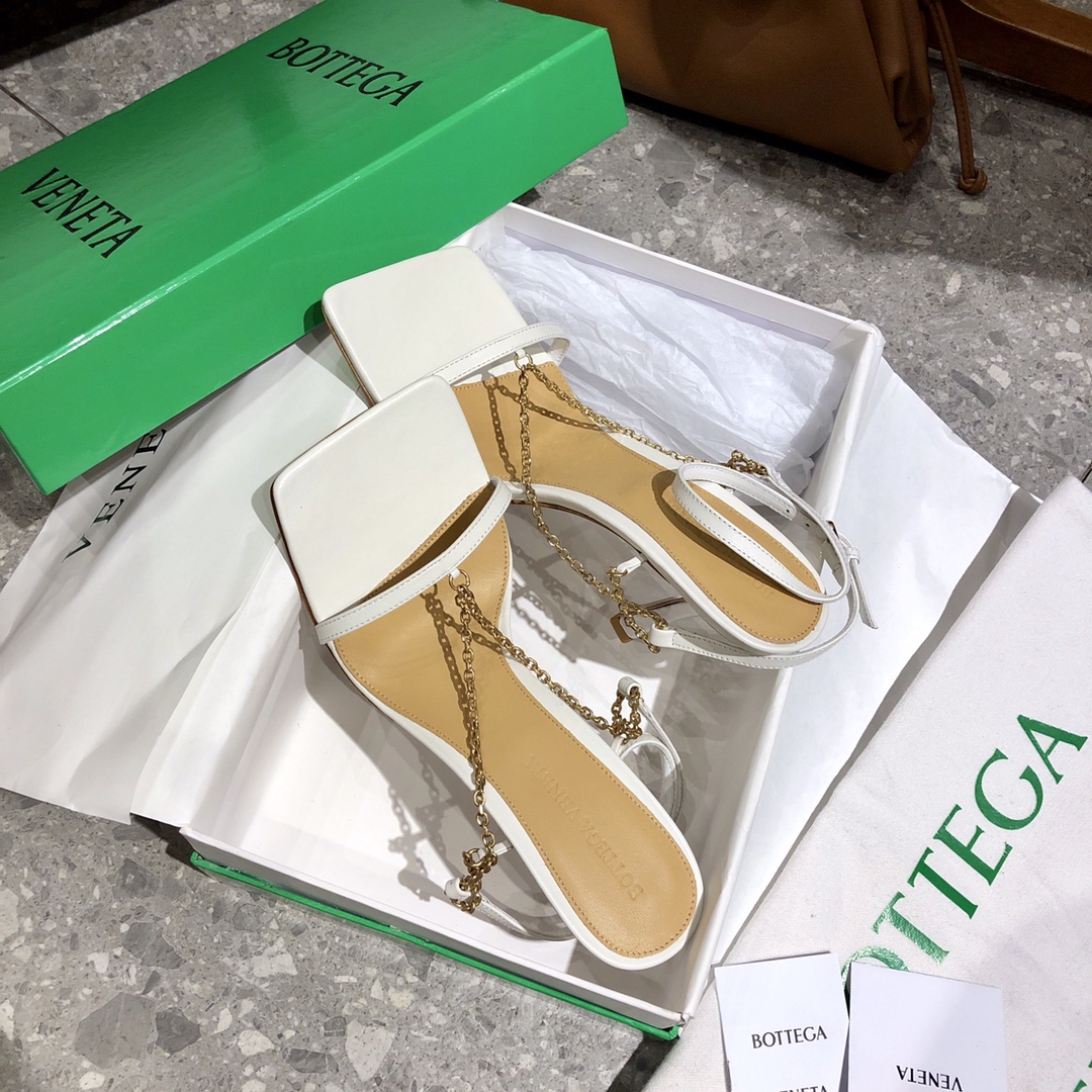 Bo*te*ga ve*ne*ta 2021ss heels