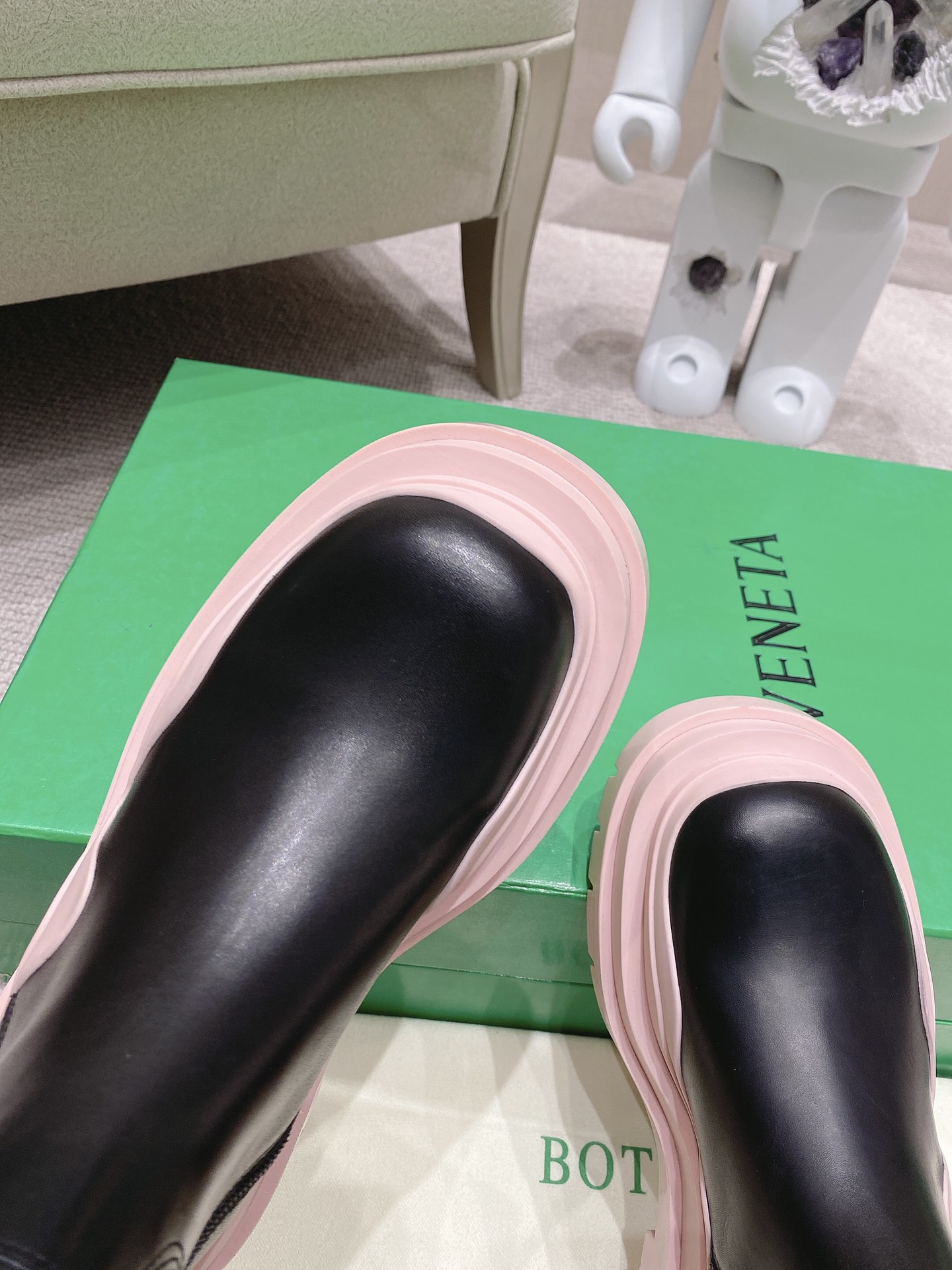 Bo*te*ga ve*ne*ta boots