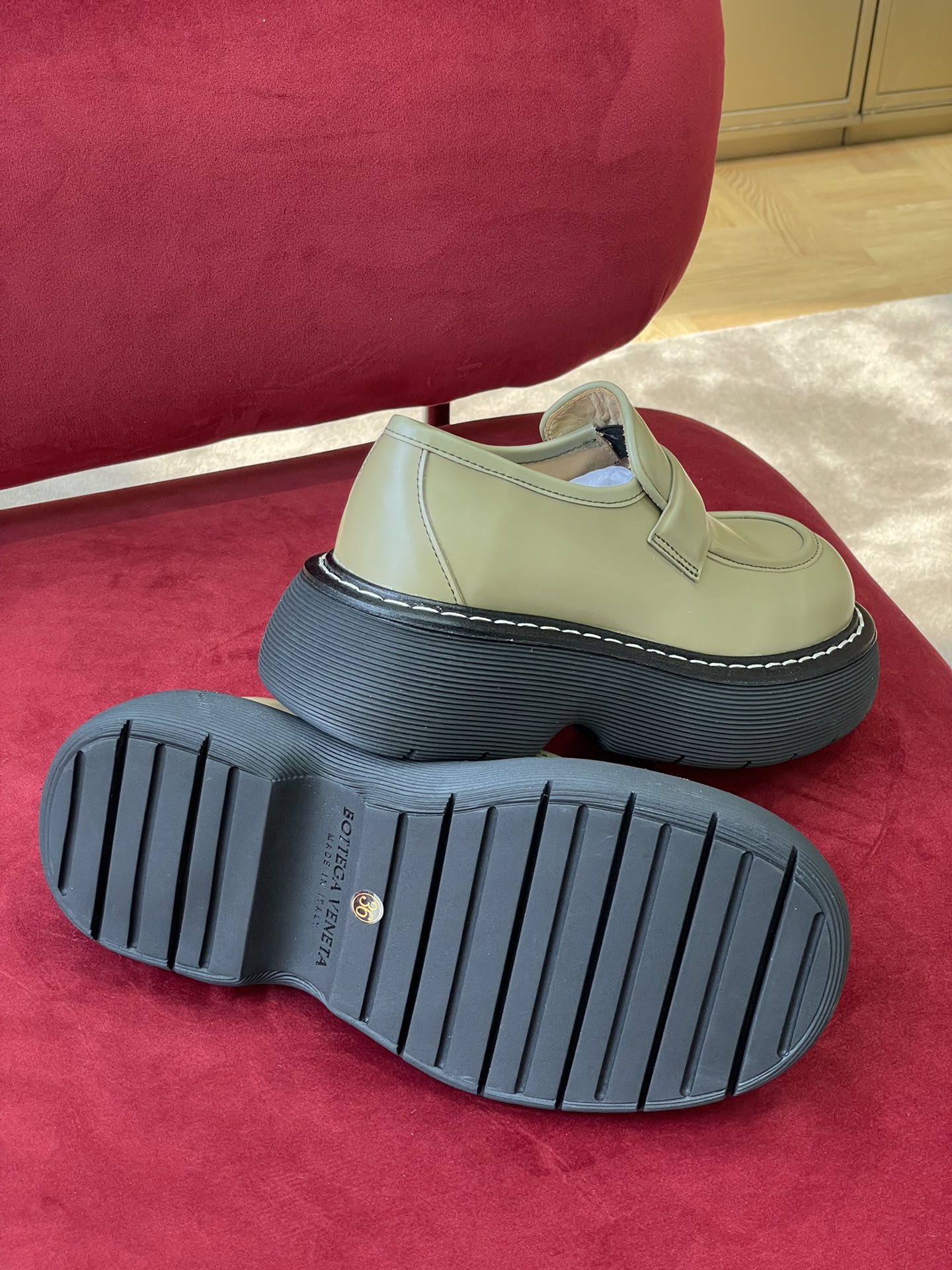 Bo*te*ga ve*ne*ta bounce boots(size 35-45)