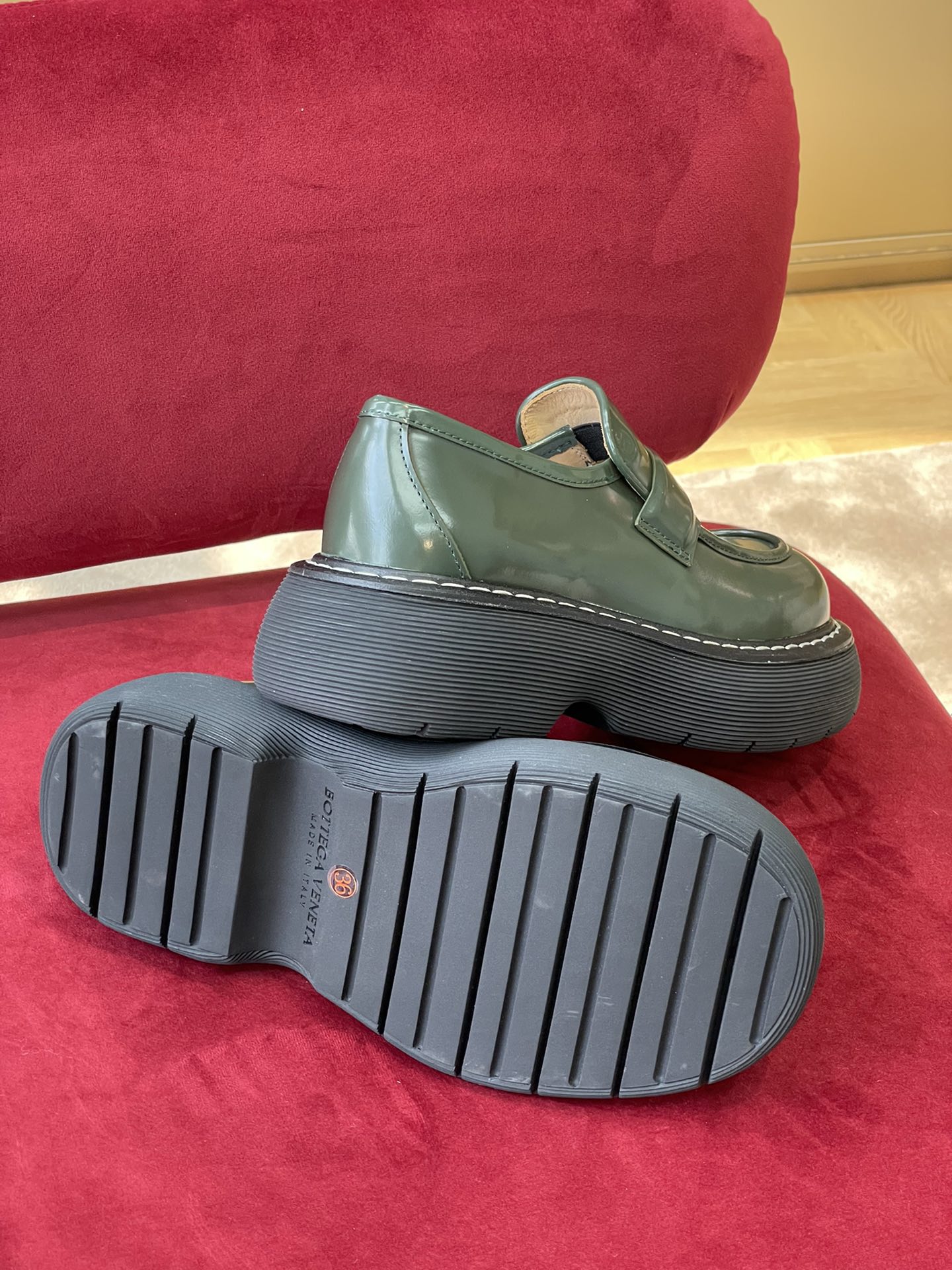 Bo*te*ga ve*ne*ta bounce boots(size 35-45)