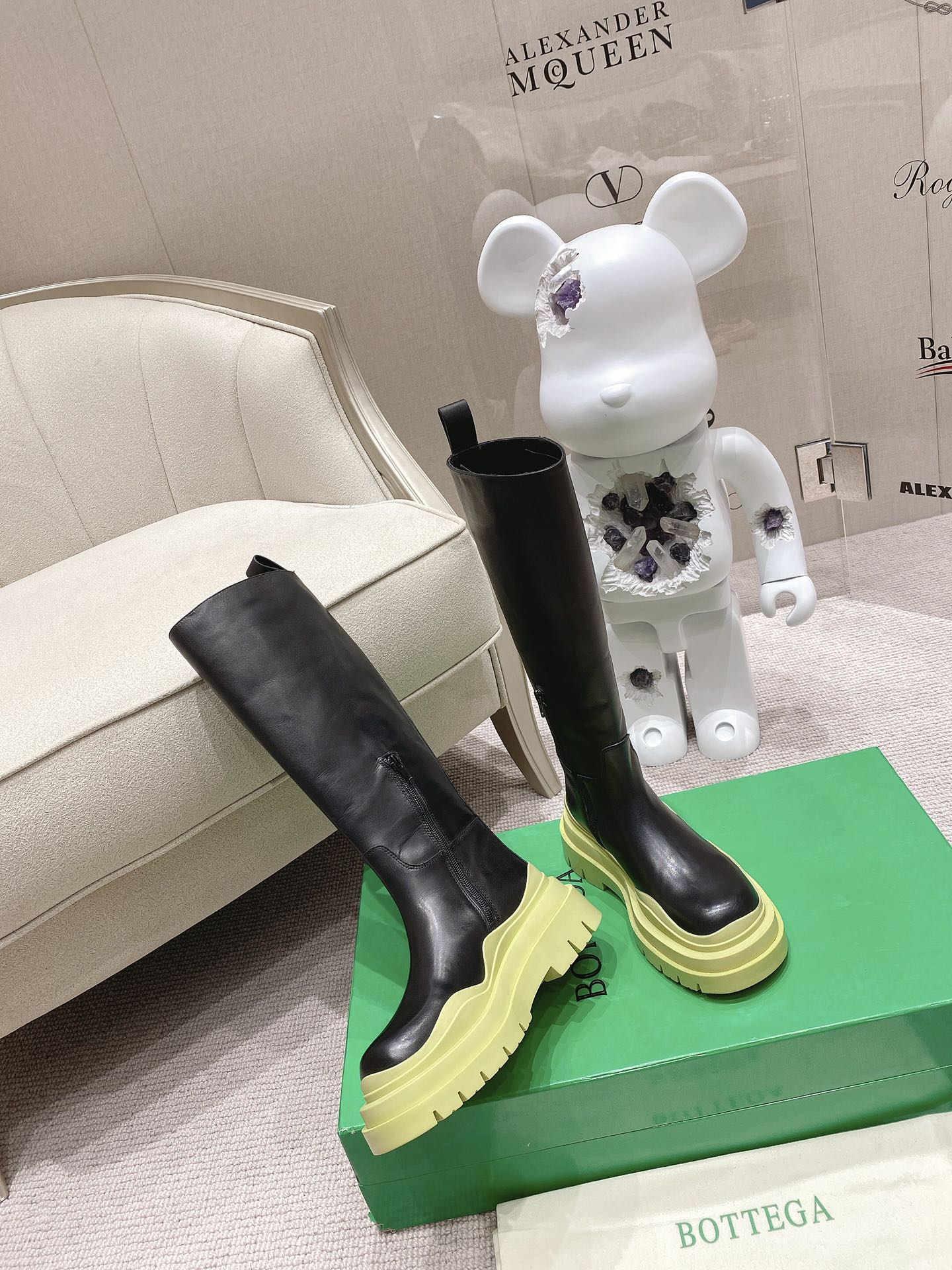 Bo*te*ga ve*ne*ta boots