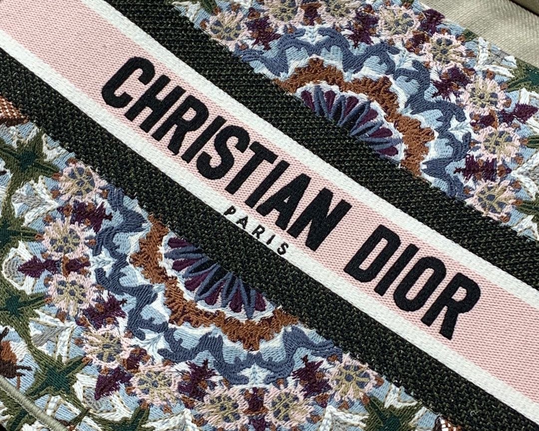 D*or small book tote-36.5cm