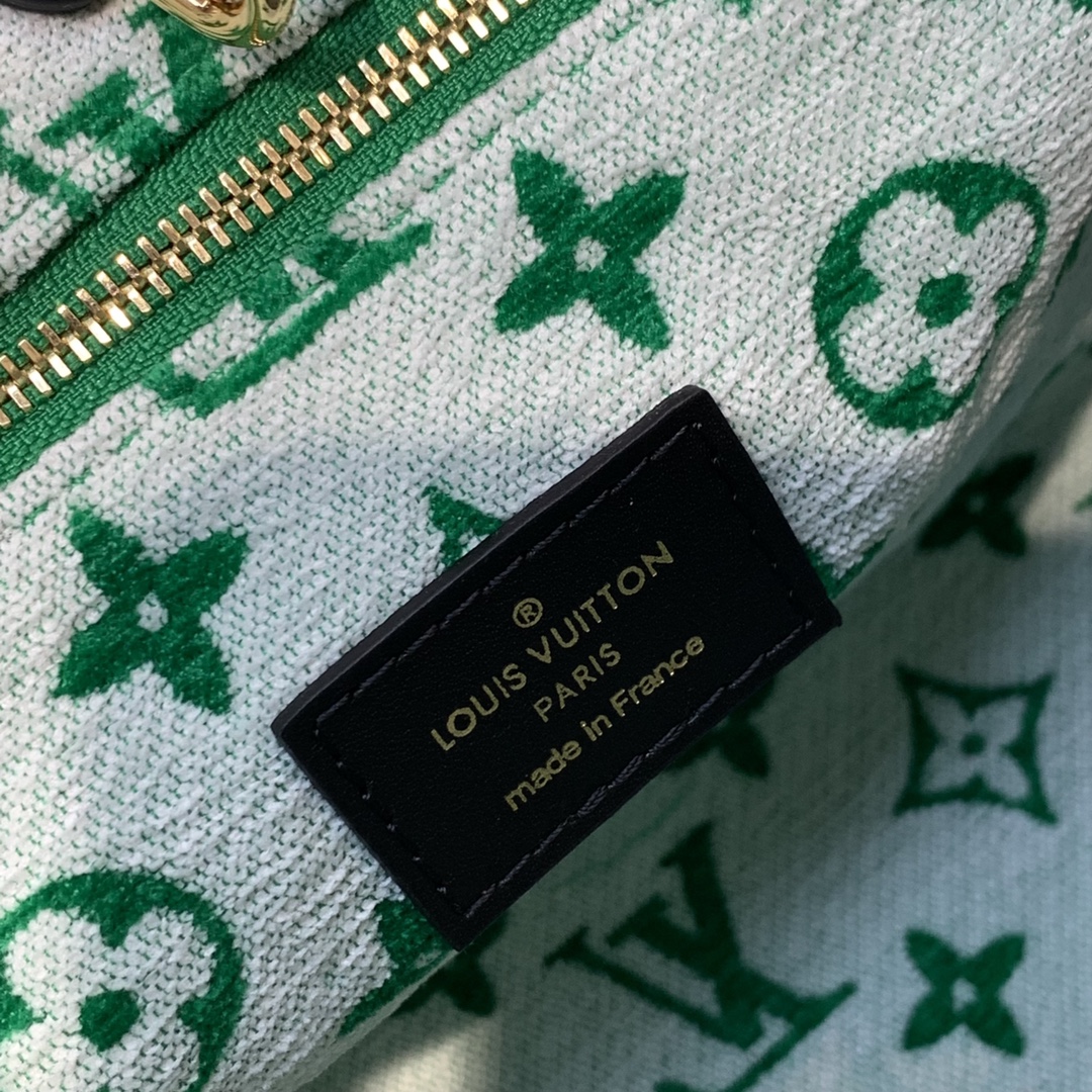 l**is V*t*n onthego handbag-25*19*11.5 cm