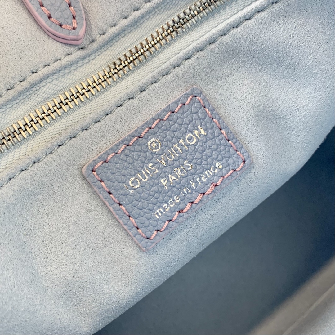 l**is V*t*n onthego handbag-25*19*11.5 cm