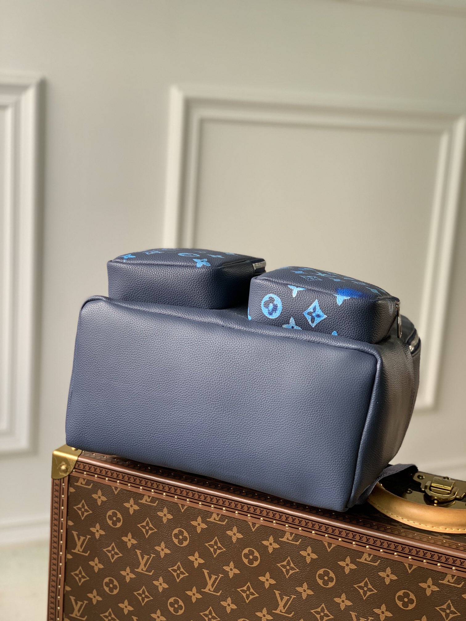 l**is V*t*n m57841 multipocket backpack-30*40*16cm