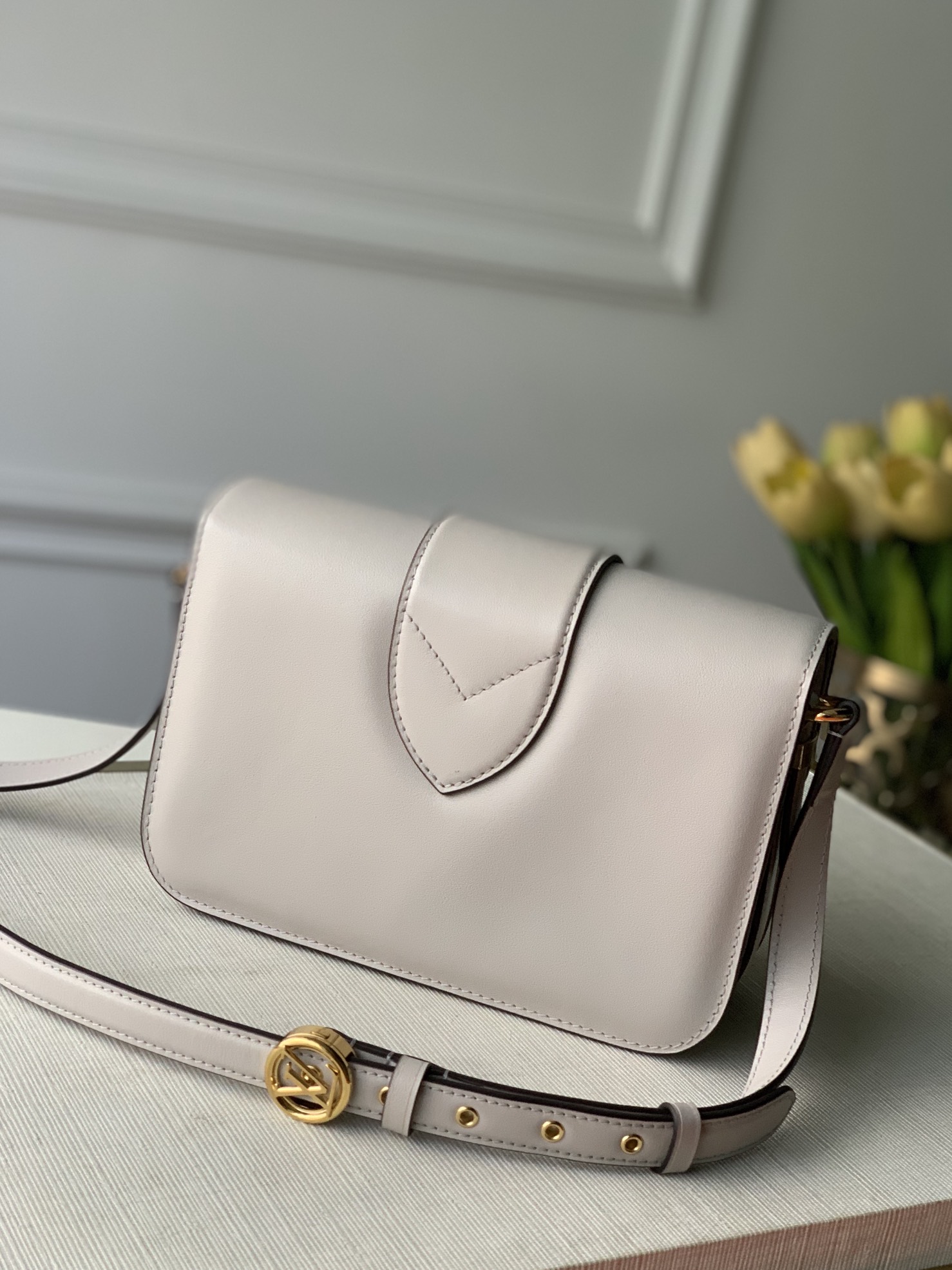 l**is V*t*n pont 9 handbags-23*15*8cm