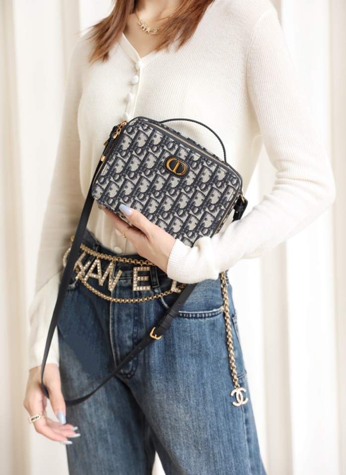 D*or camera bag-19.5*15*6cm