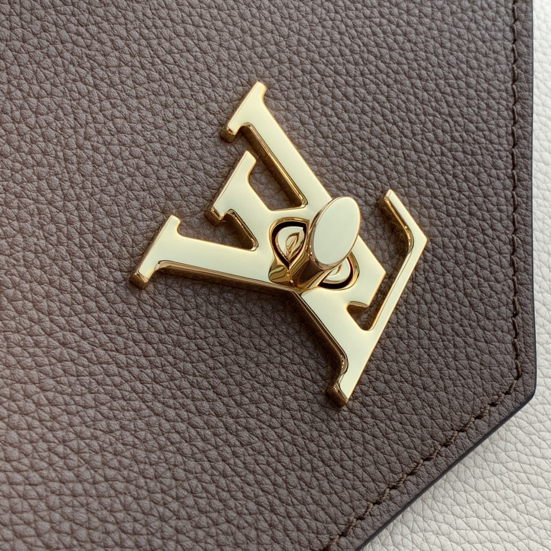 l**is V*t*n m58949 mylockme bb-22.5 x 17.0 x 5.5cm