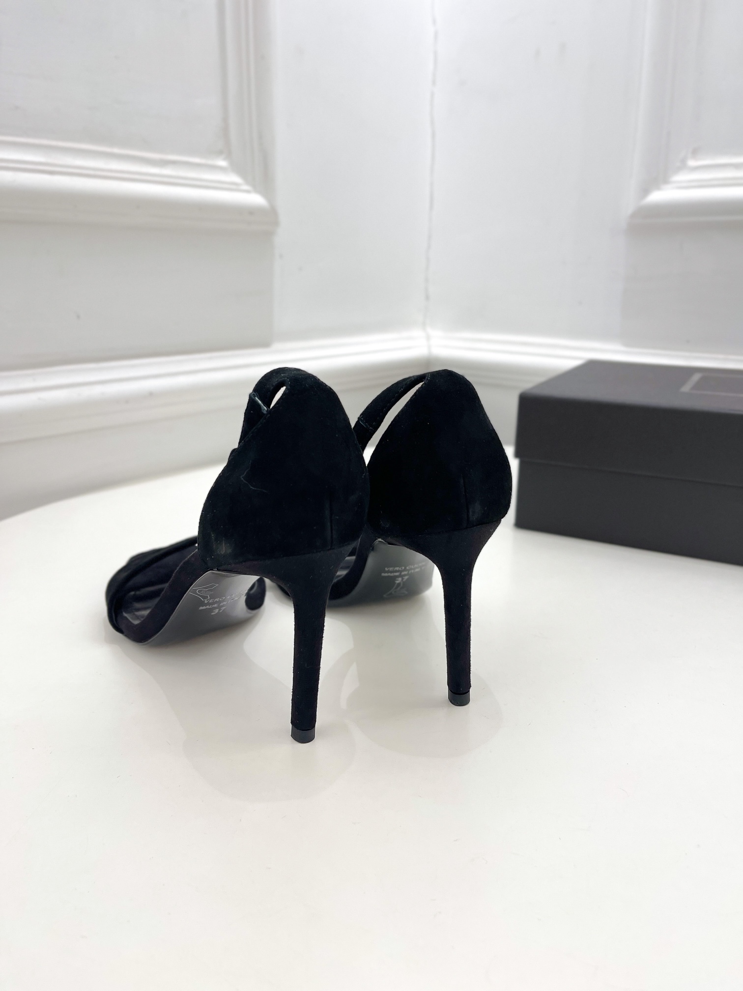 YSL Heels-8.5CM(EU35-EU43)