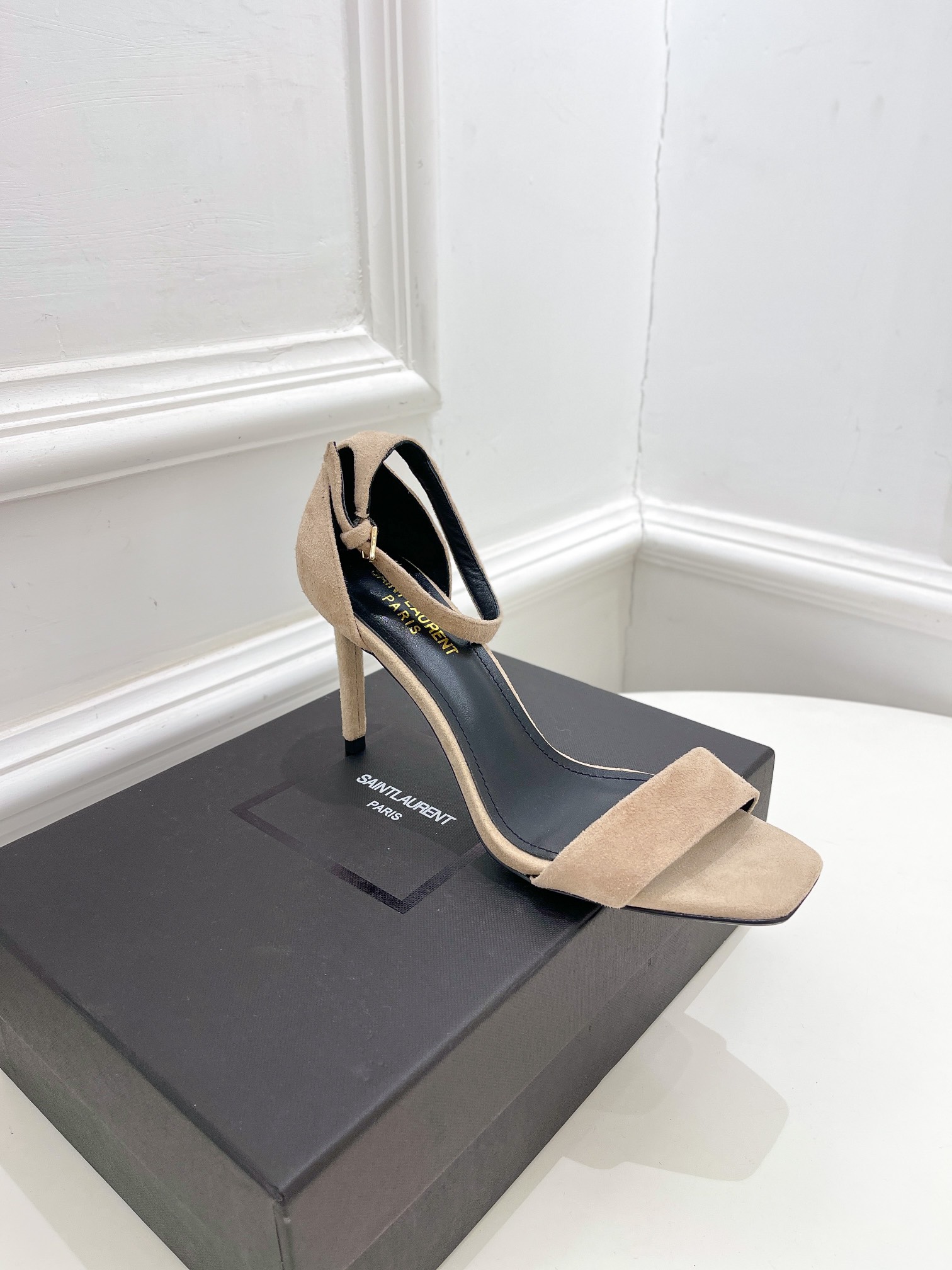 YSL Heels-8.5CM(EU35-EU43)