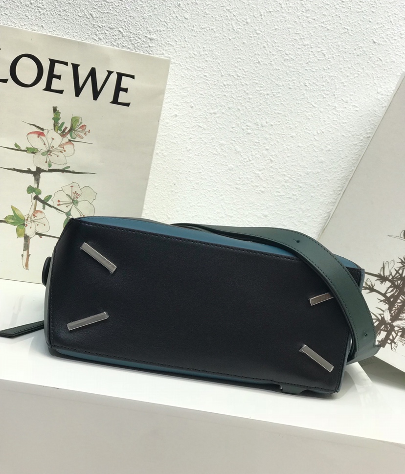 Loewe Puzzle Medium Bag-29*18*12CM
