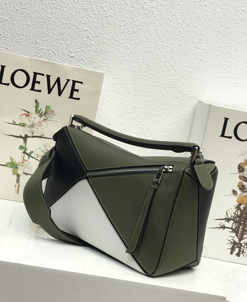 Loewe Puzzle Medium Bag-29*18*12CM