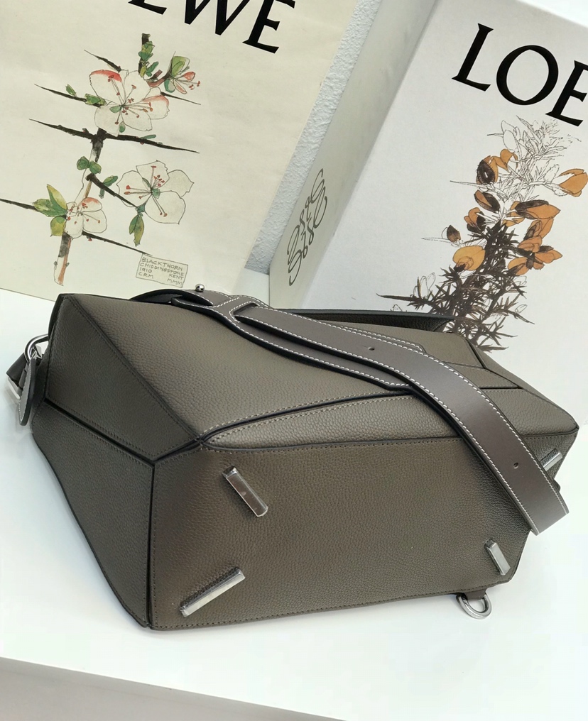 Loewe Puzzle Medium Bag-29*18*12CM