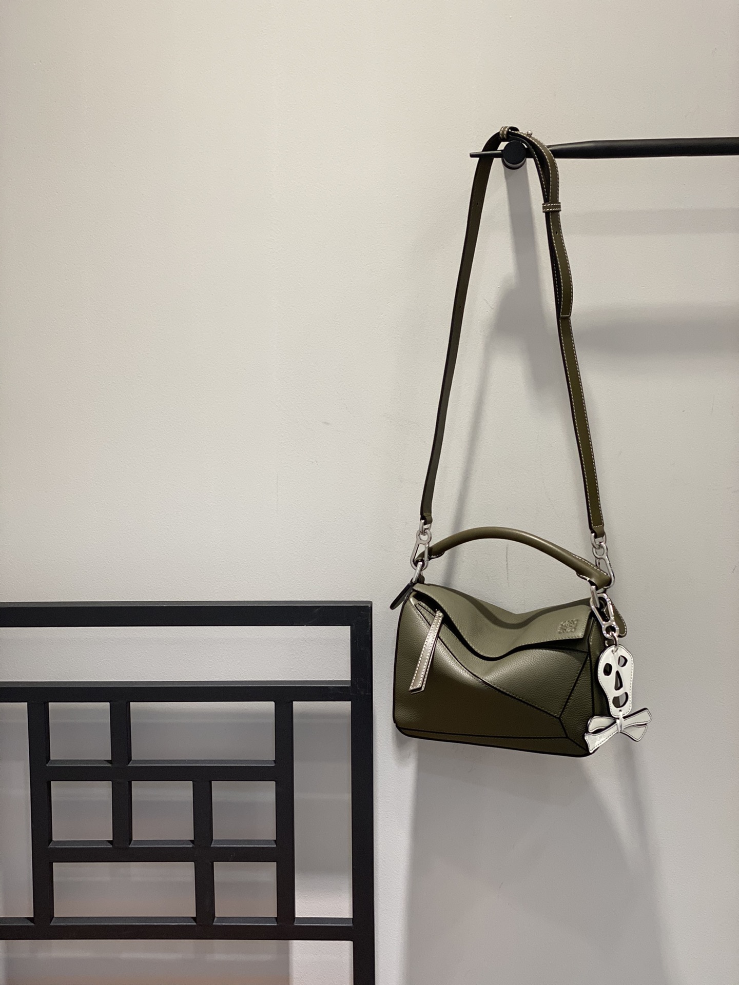 Loewe Puzzle Small Bag-24*10*14CM