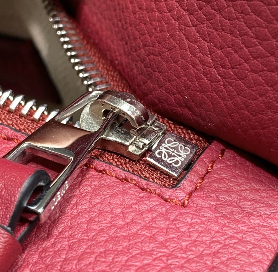 Loewe Puzzle Small Bag-24*10*14CM