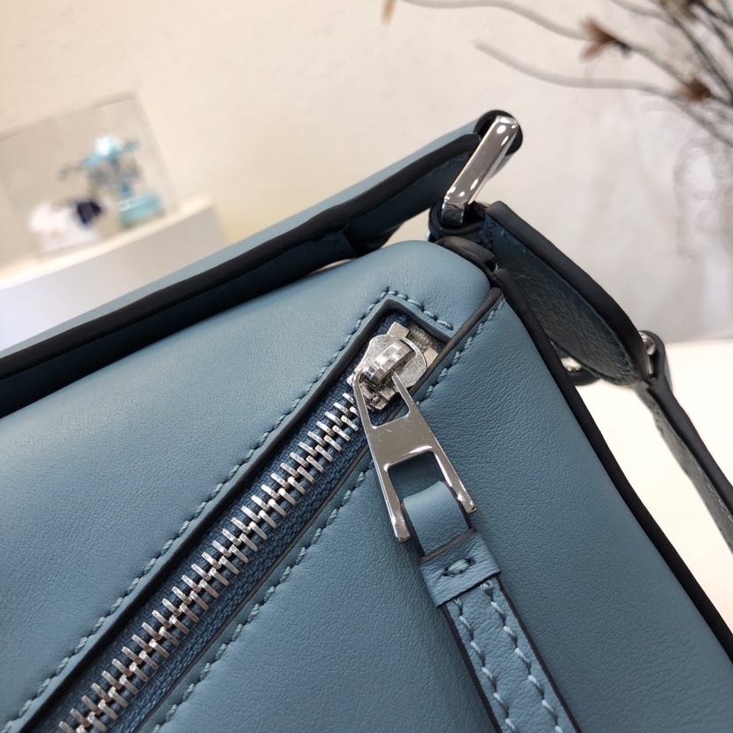 Loewe Puzzle Small Bag-24*10*14CM