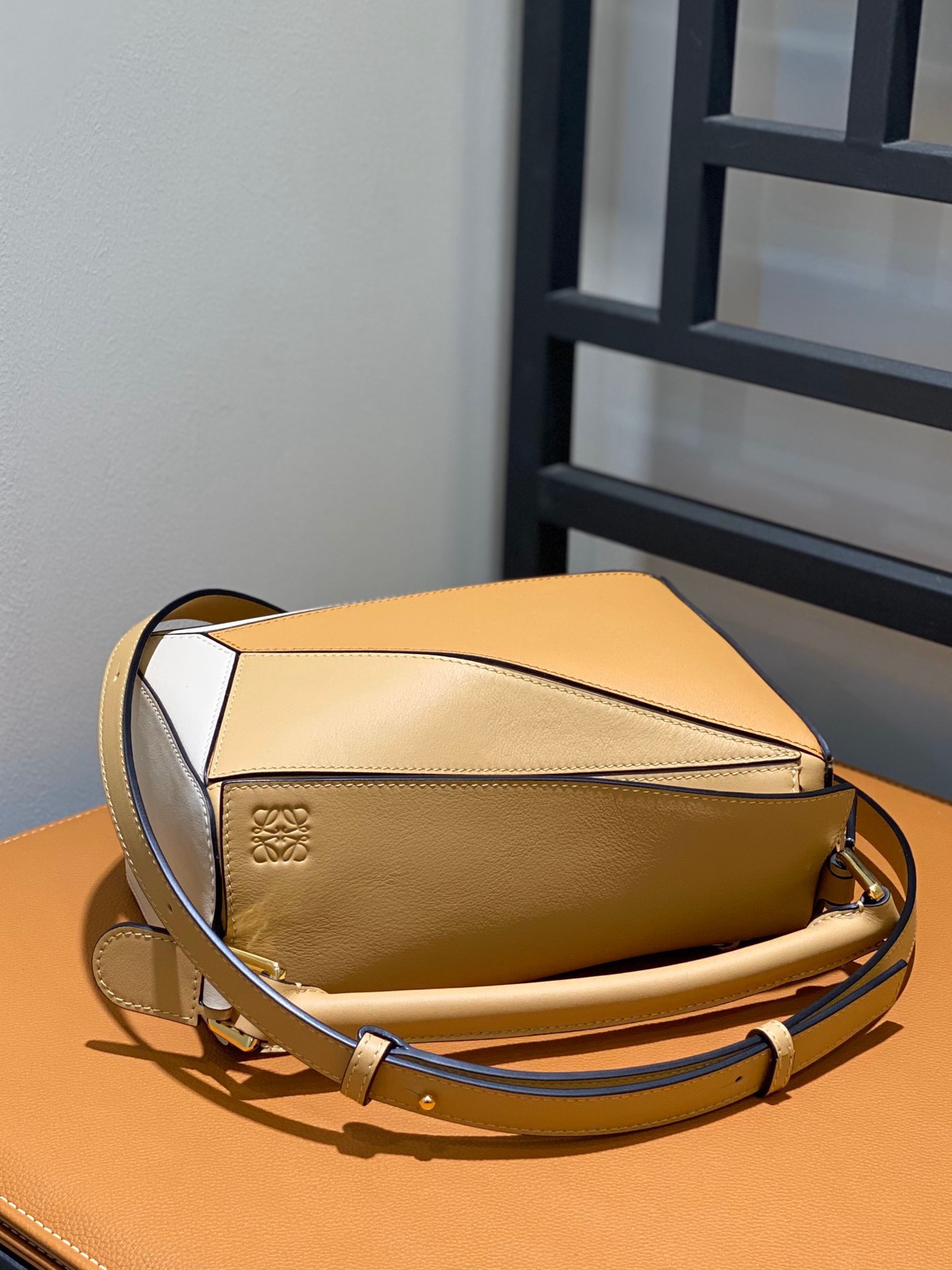 Loewe Puzzle Small Bag-24*10*14CM