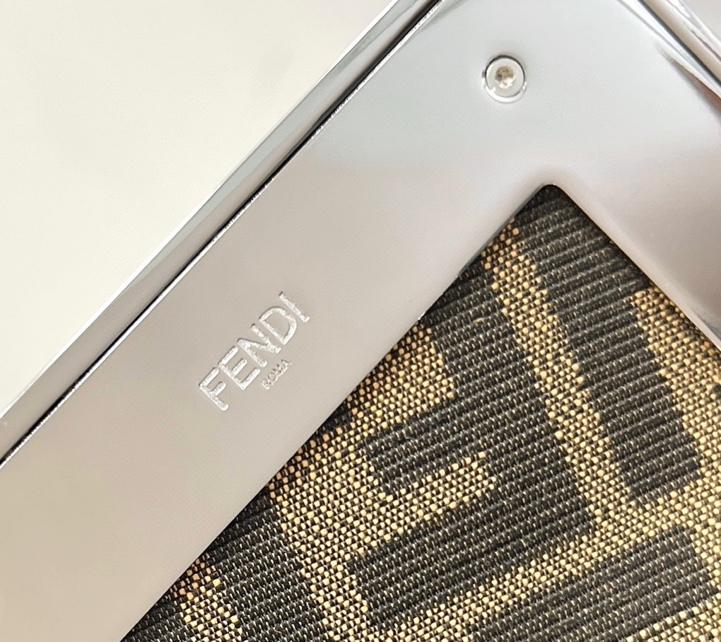 F**di first bag-26*18*9.5/32.5*23.5*15cm