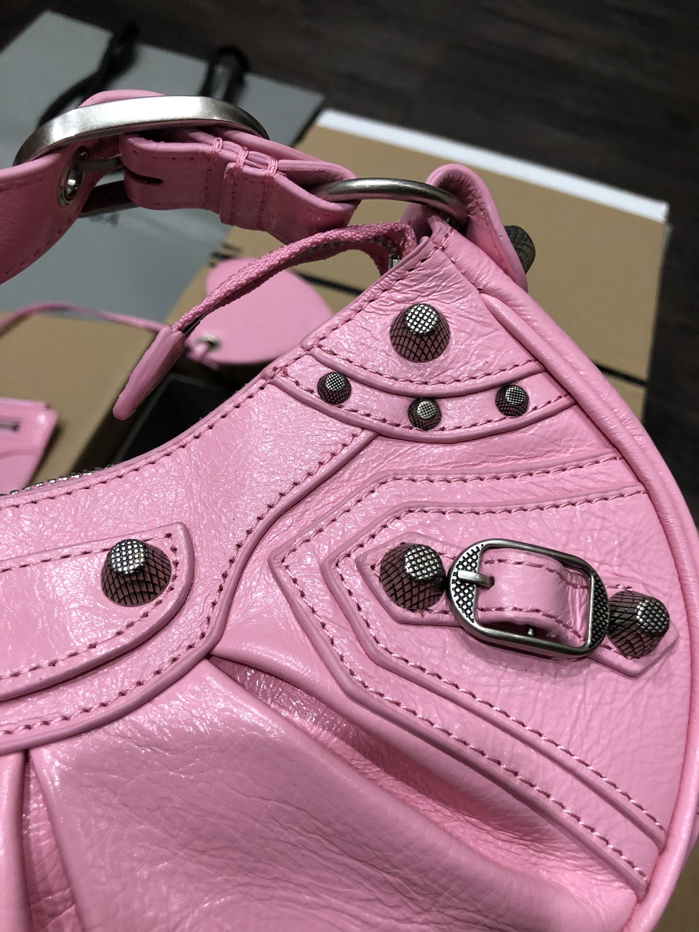 Balenciag Le Cagole Handbags-26*16*10CM