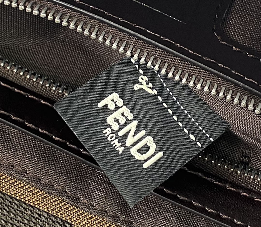 F**di vintage handbags-28×4×24cm