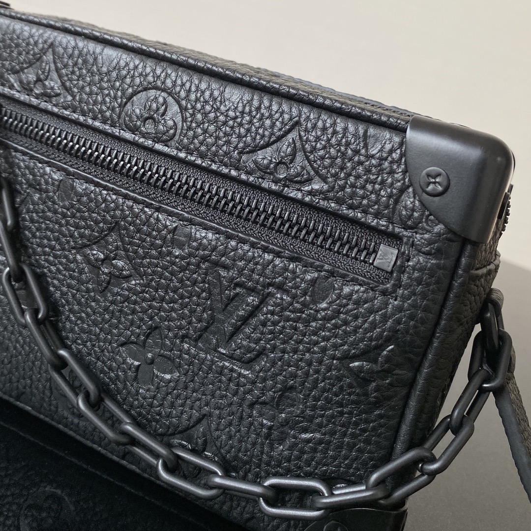 l**is V*t*n mini soft trunk m80033-18.5 x13x8cm