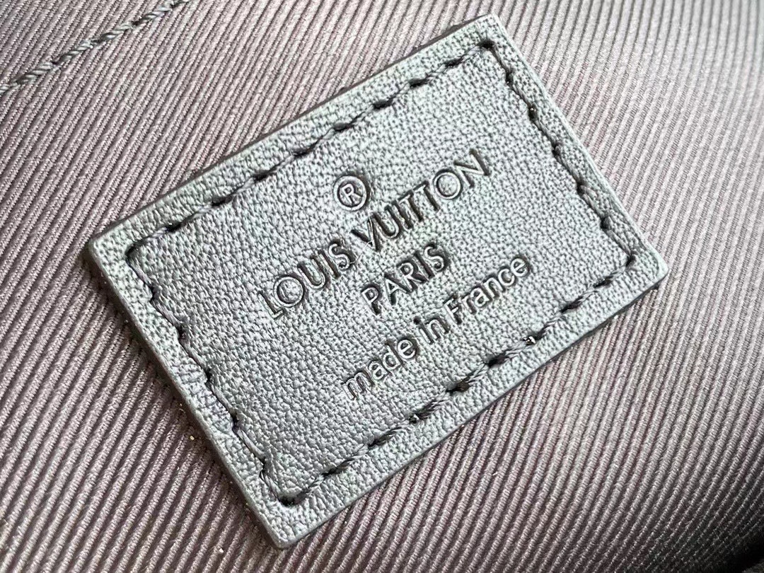 l**is V*t*n s lock bag-m45806-22*18*8cm