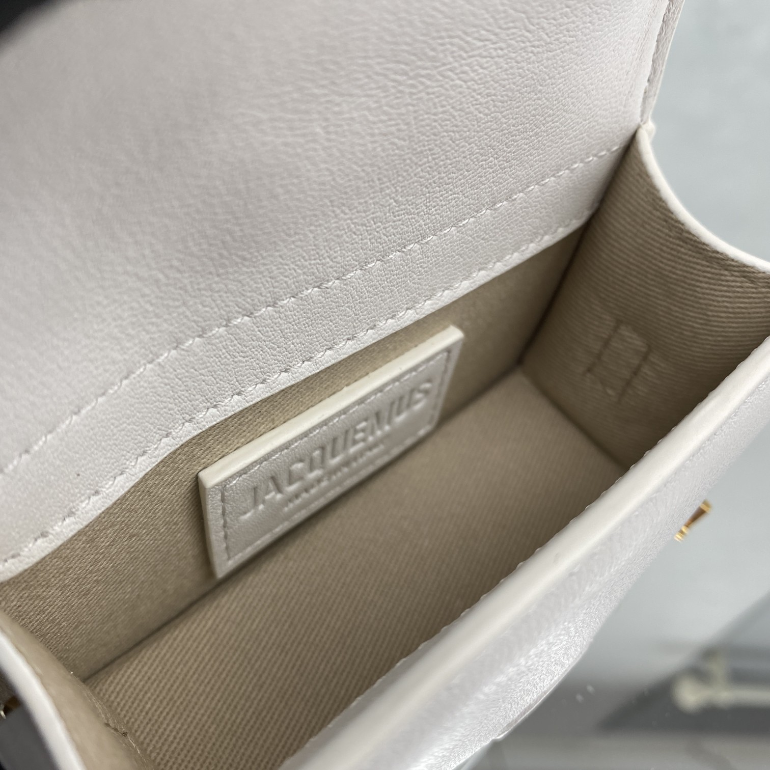 Jacquemus BamninoMini Bag-11x5x6.5CM