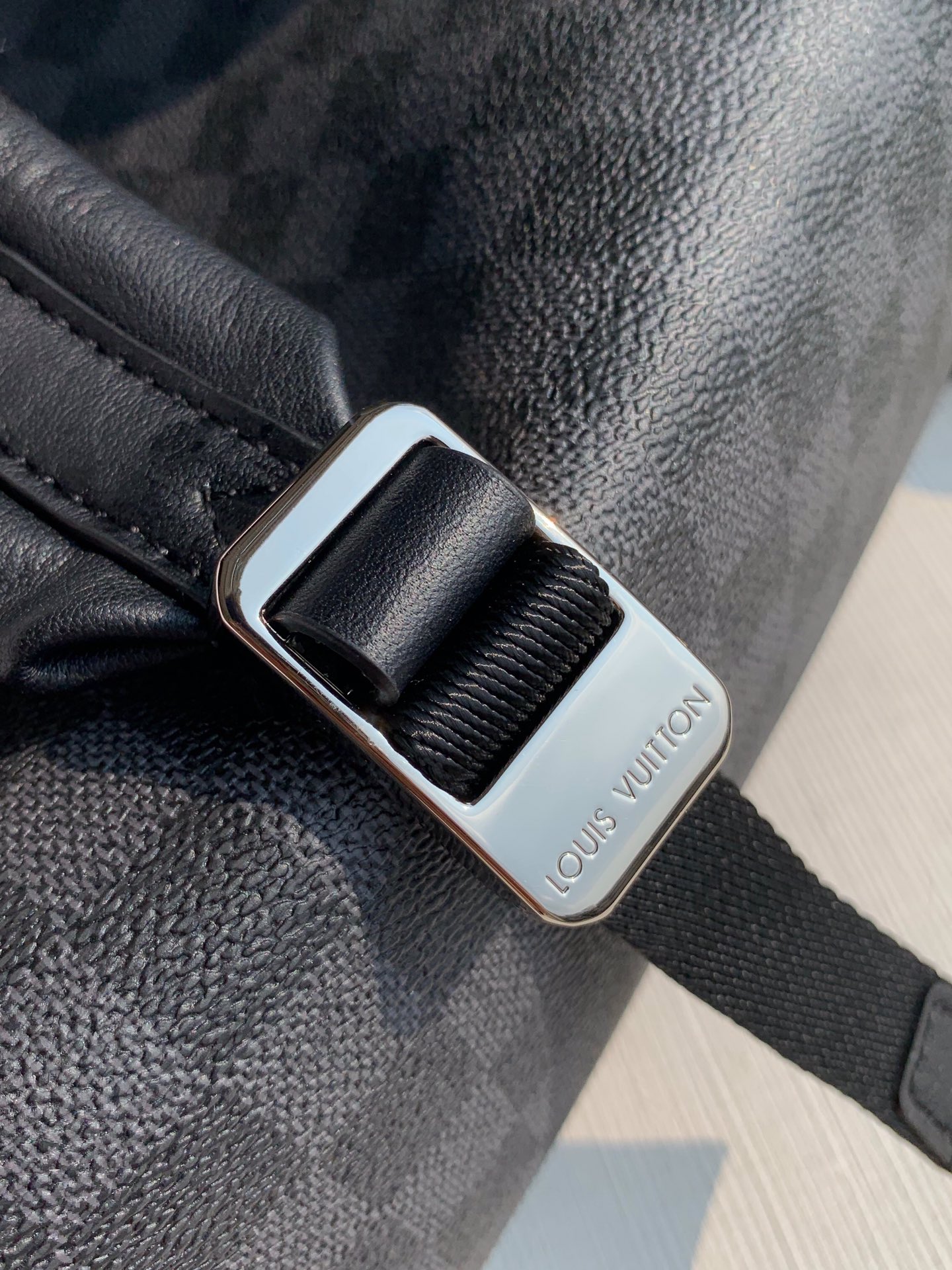 l**is V*t*n josh backpack-32*40*13cm