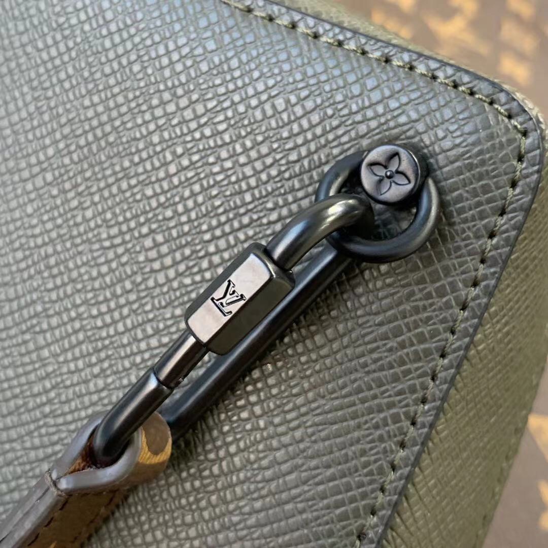 l**is V*t*n camera bag-m30581 -10x17x4.5cm