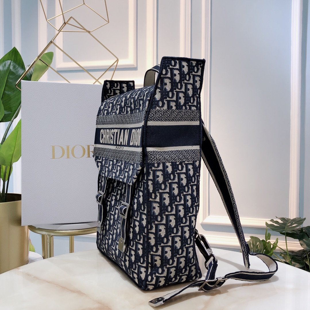 D*or oblique backpack-28x36x12cm