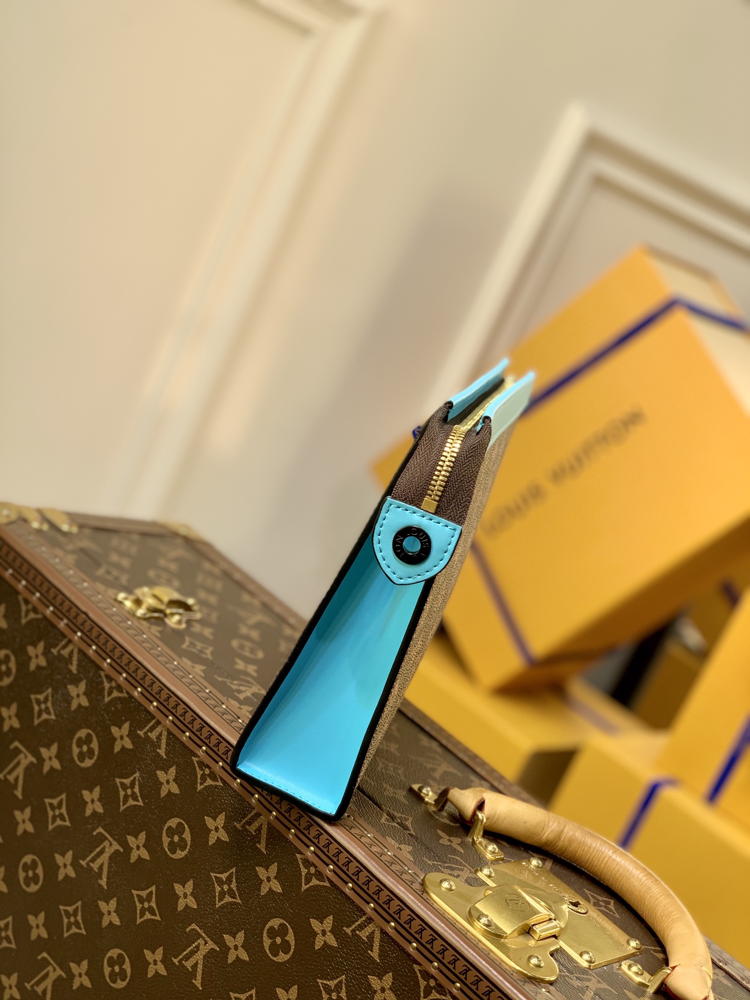 l**is V*t*n m81204 pochette voyage-27*21*6cm