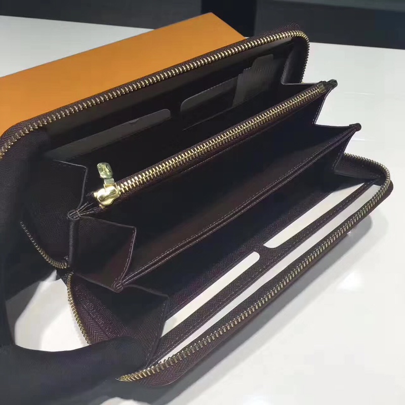 l**is V*t*n zippy wallet-19*10*2cm