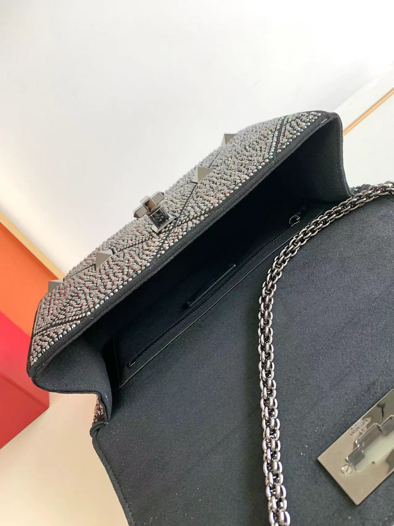 Valentino Roman Stud The Soulder BAG In Nappa With Chain-26x16x8CM