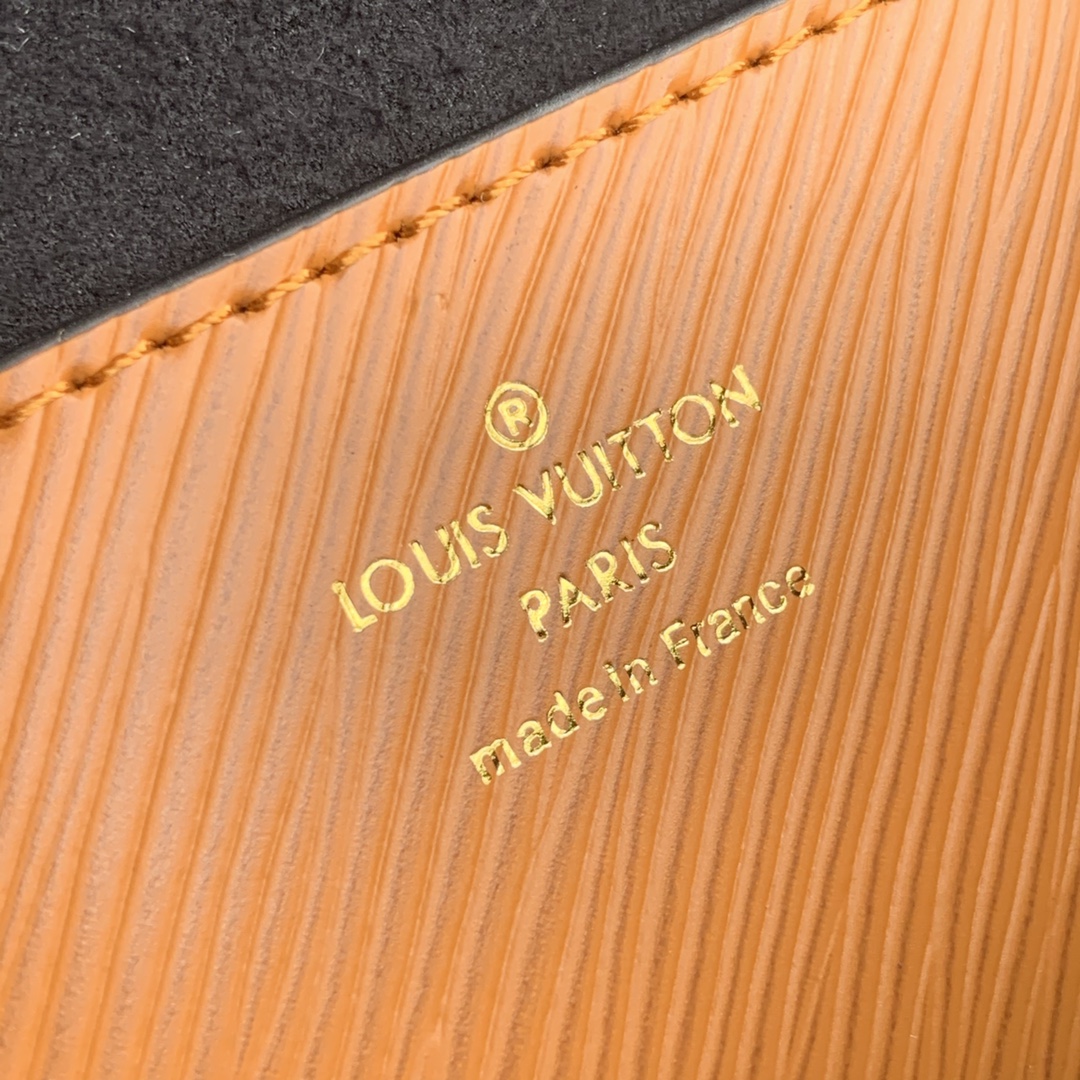 l**is V*t*n twist mm-23*18*8cm