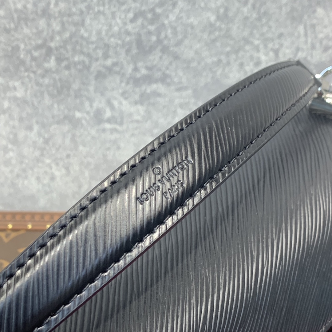 l**is V*t*n twist mm-23*18*8cm