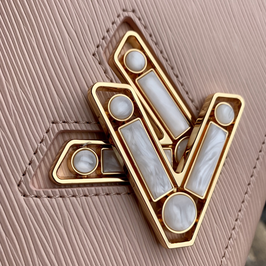 l**is V*t*n twist mm-23*18*8cm