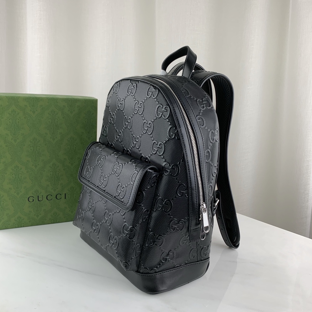 G*u*i backpack-27*37*13cm