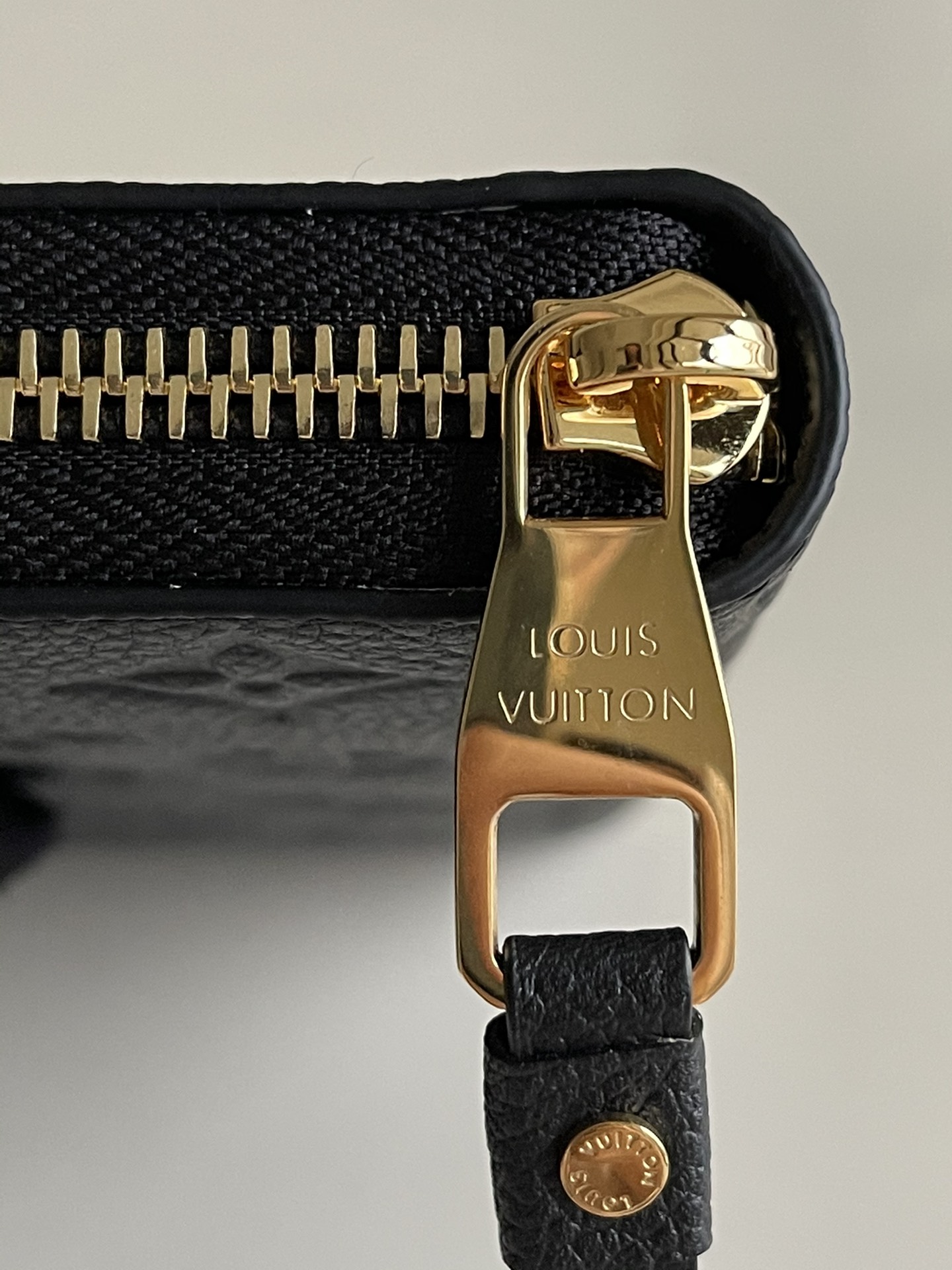 l**is V*t*n monogram empreinte wallet-9.5*10.5*2.5 cm