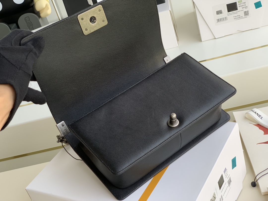 Ch@nel Boy Bag-Caviar-25CM