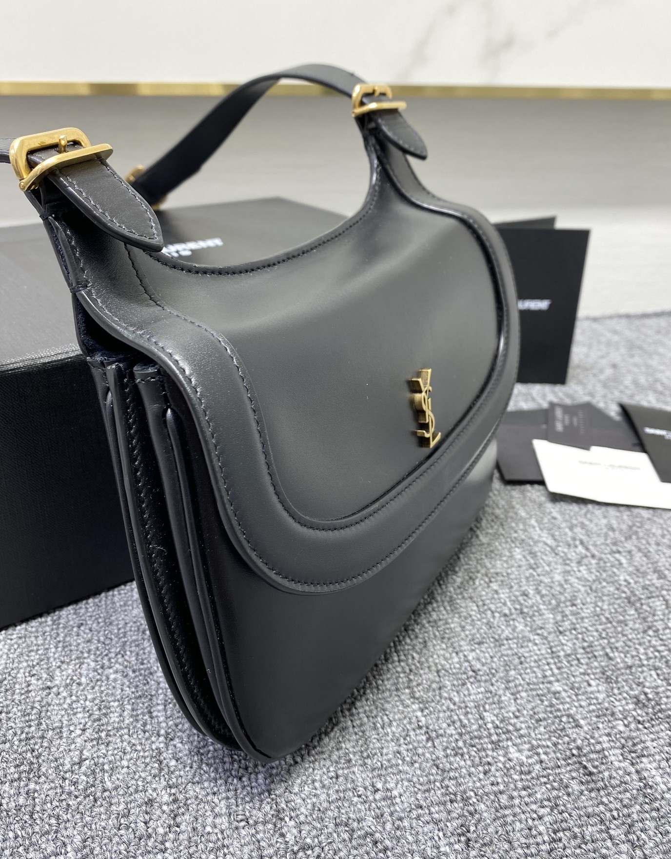 Valentino Charlie Handbags-23x17x4CM