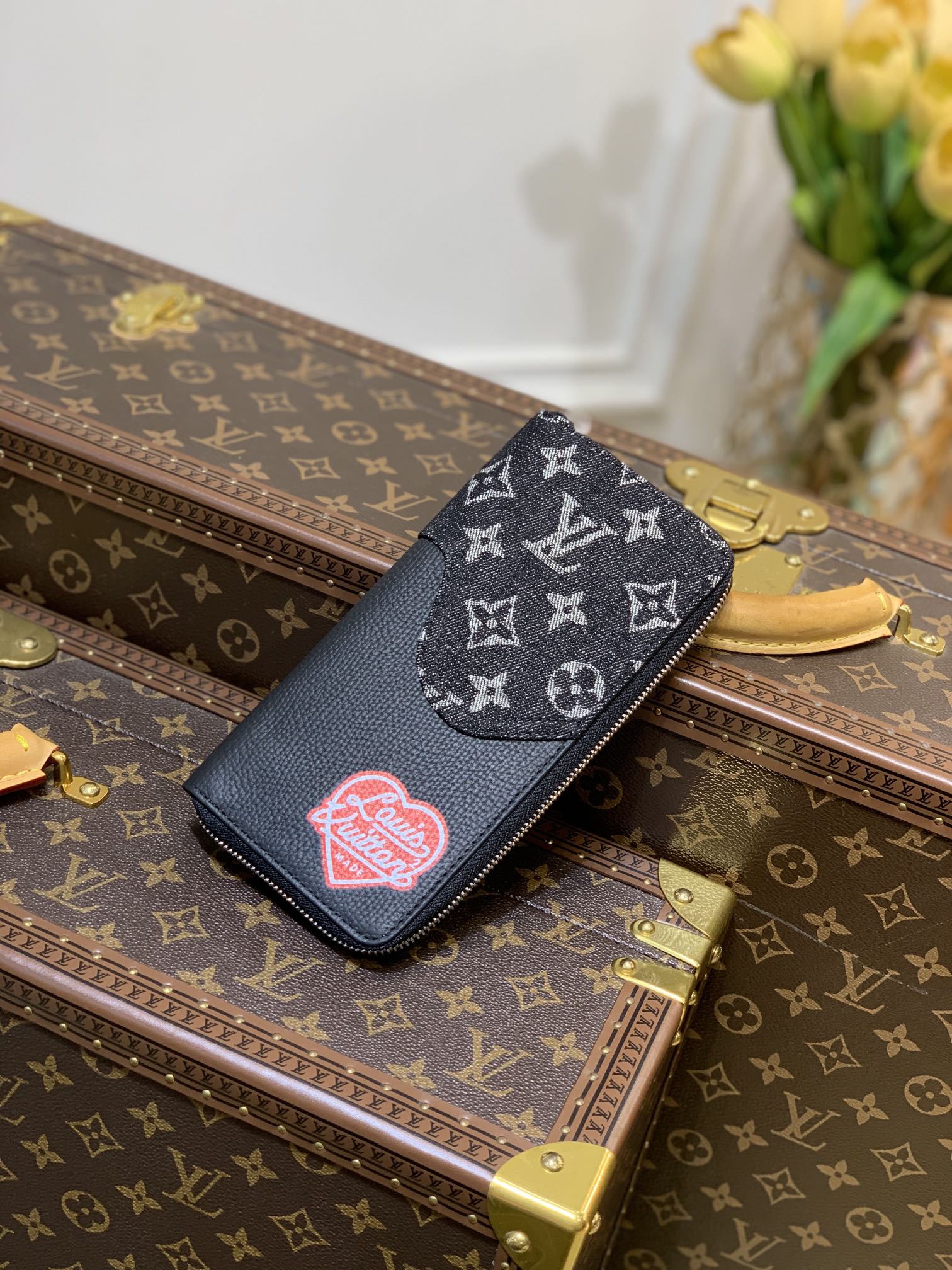 l**is V*t*n zippy vertical wallet m63095-20*10cm