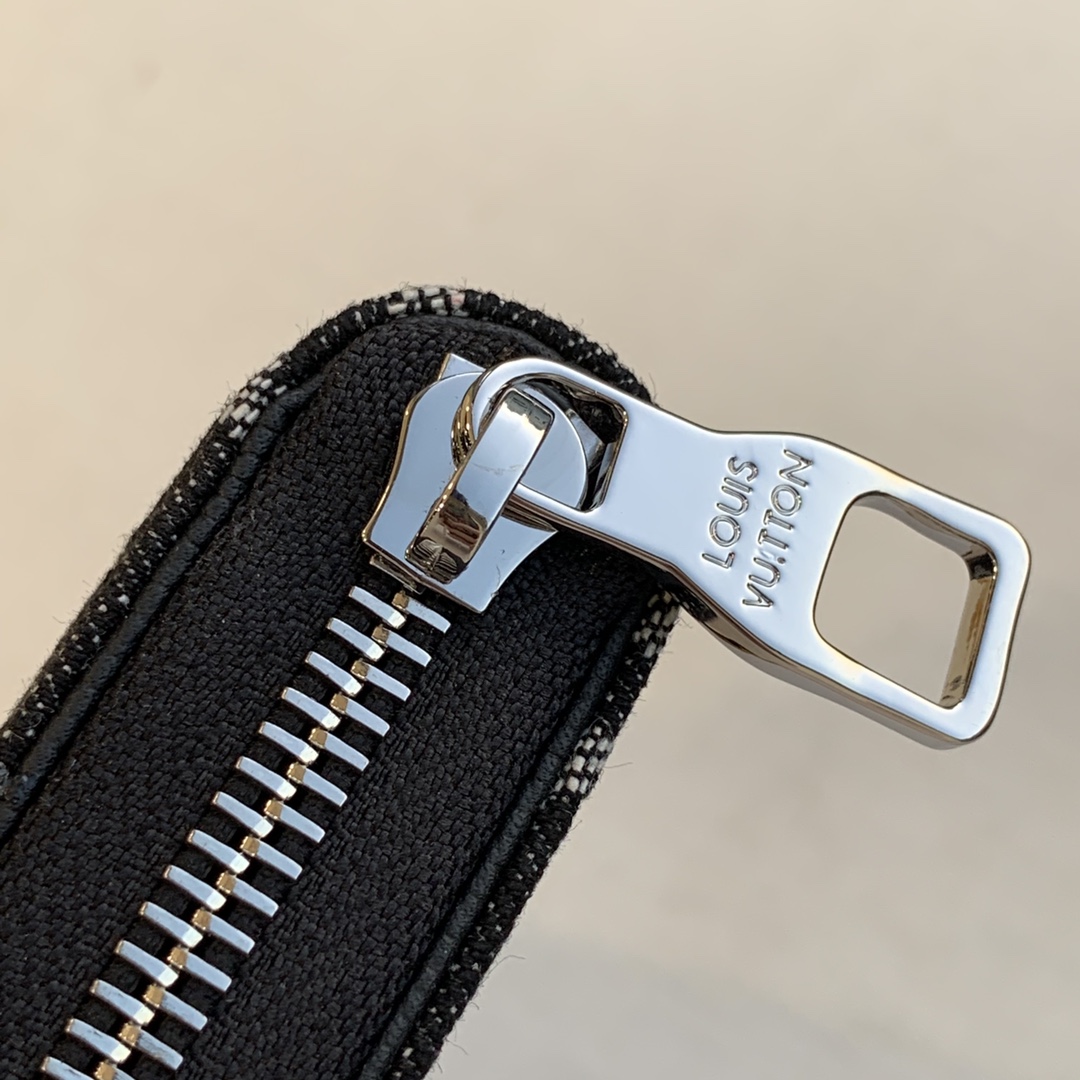 l**is V*t*n zippy vertical wallet m63095-20*10cm