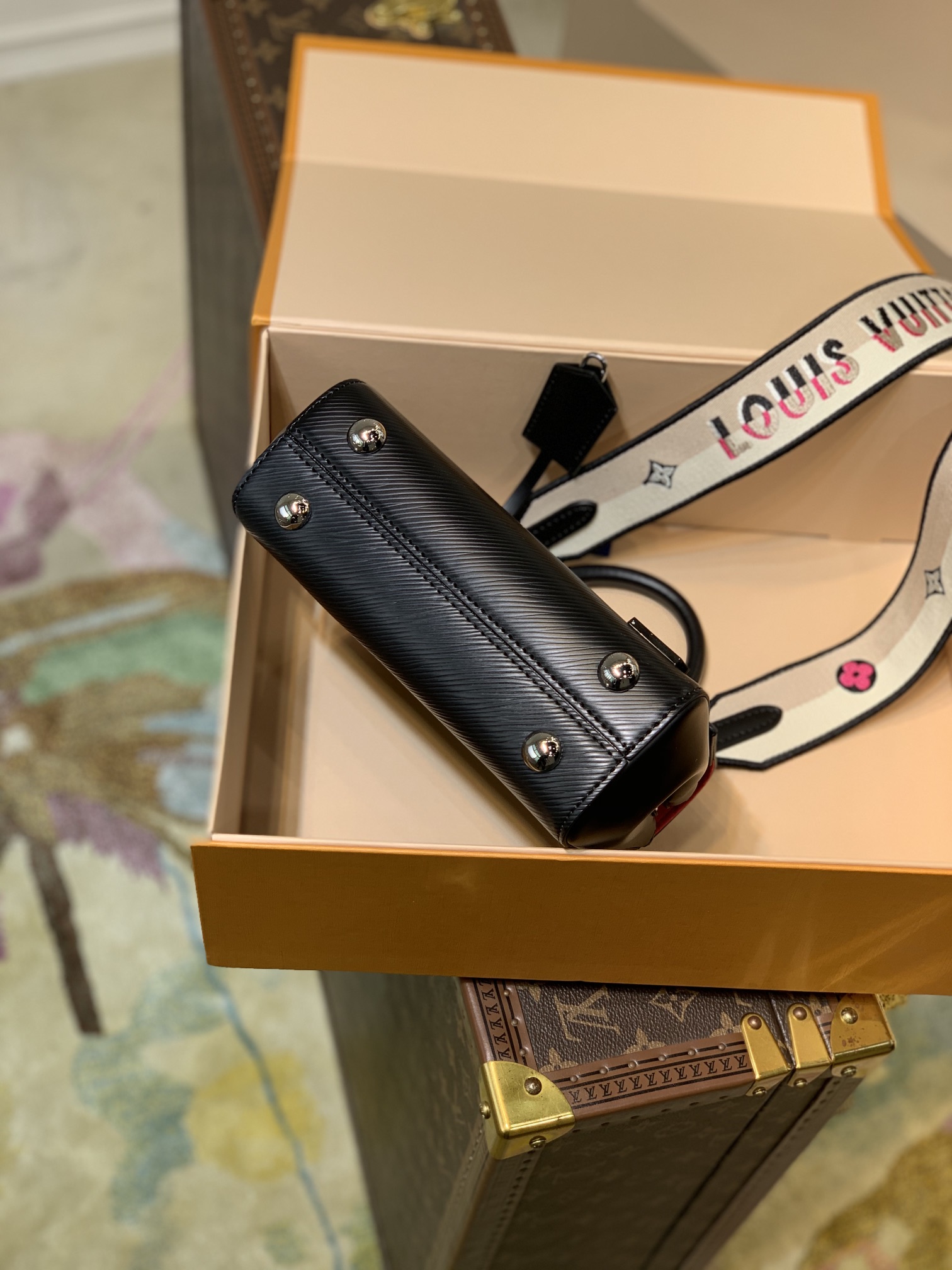 l**is V*t*n cluny handbags-m58931-20*16*7.5cm