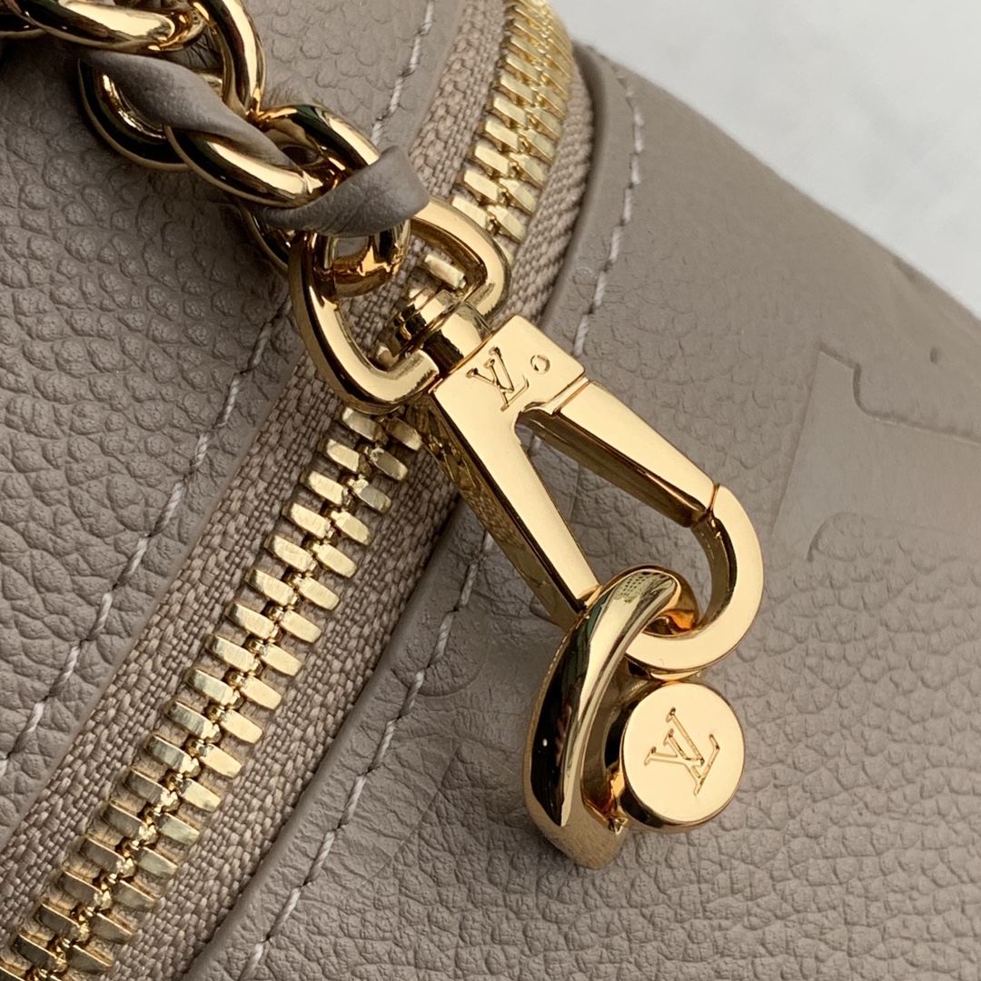 l**is V*t*n vanity-14*19*10cm