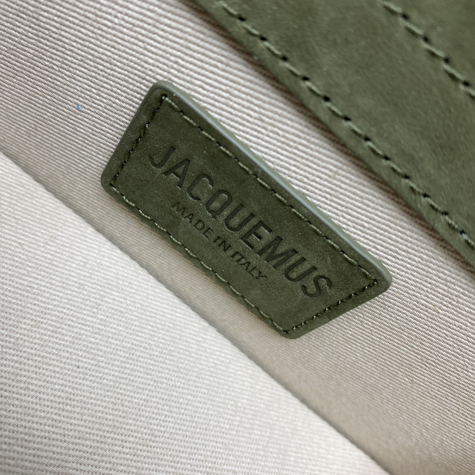 Jacquemus Small Bamnino Bag-18x6x7CM